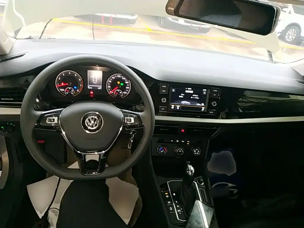 Volkswagen Lavida 2019 1.5L Automatic Comfort Edition China VI 10