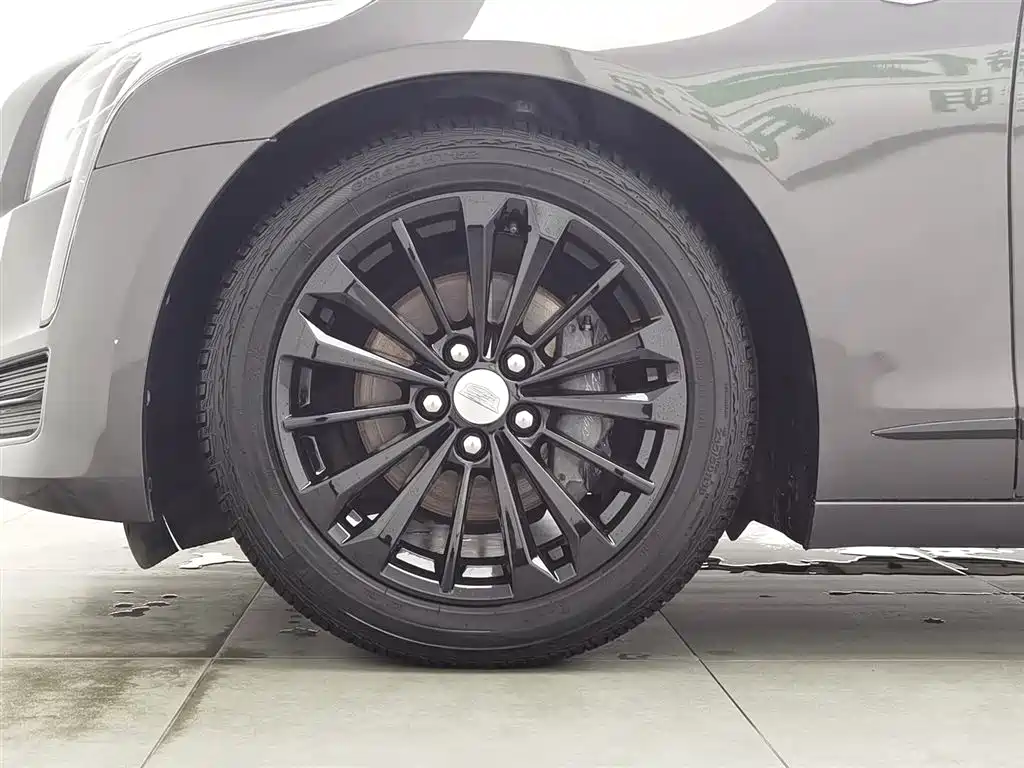 Photo 17 - Cadillac CT6