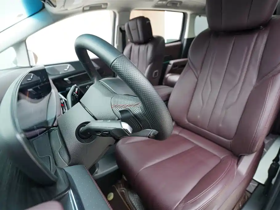 Buick Century 2023 2.0T 6-Seat World Edition фото 4