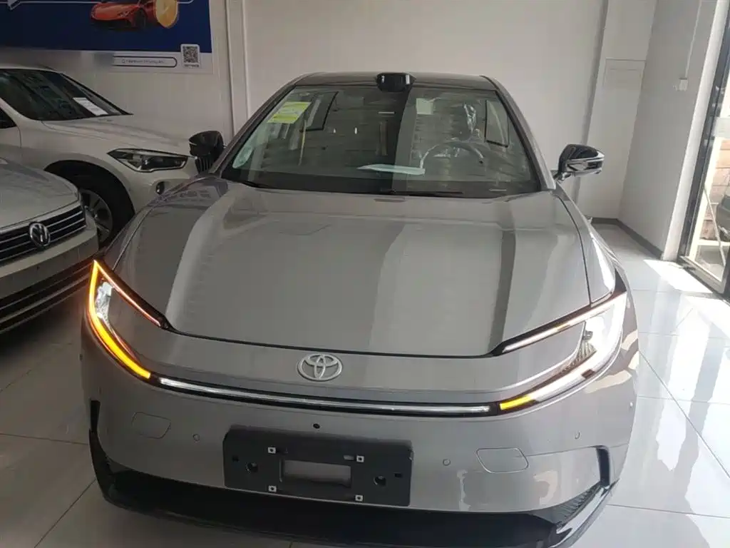 Toyota bZ5 2025 Model 630 MAX Smart Edition фото 3