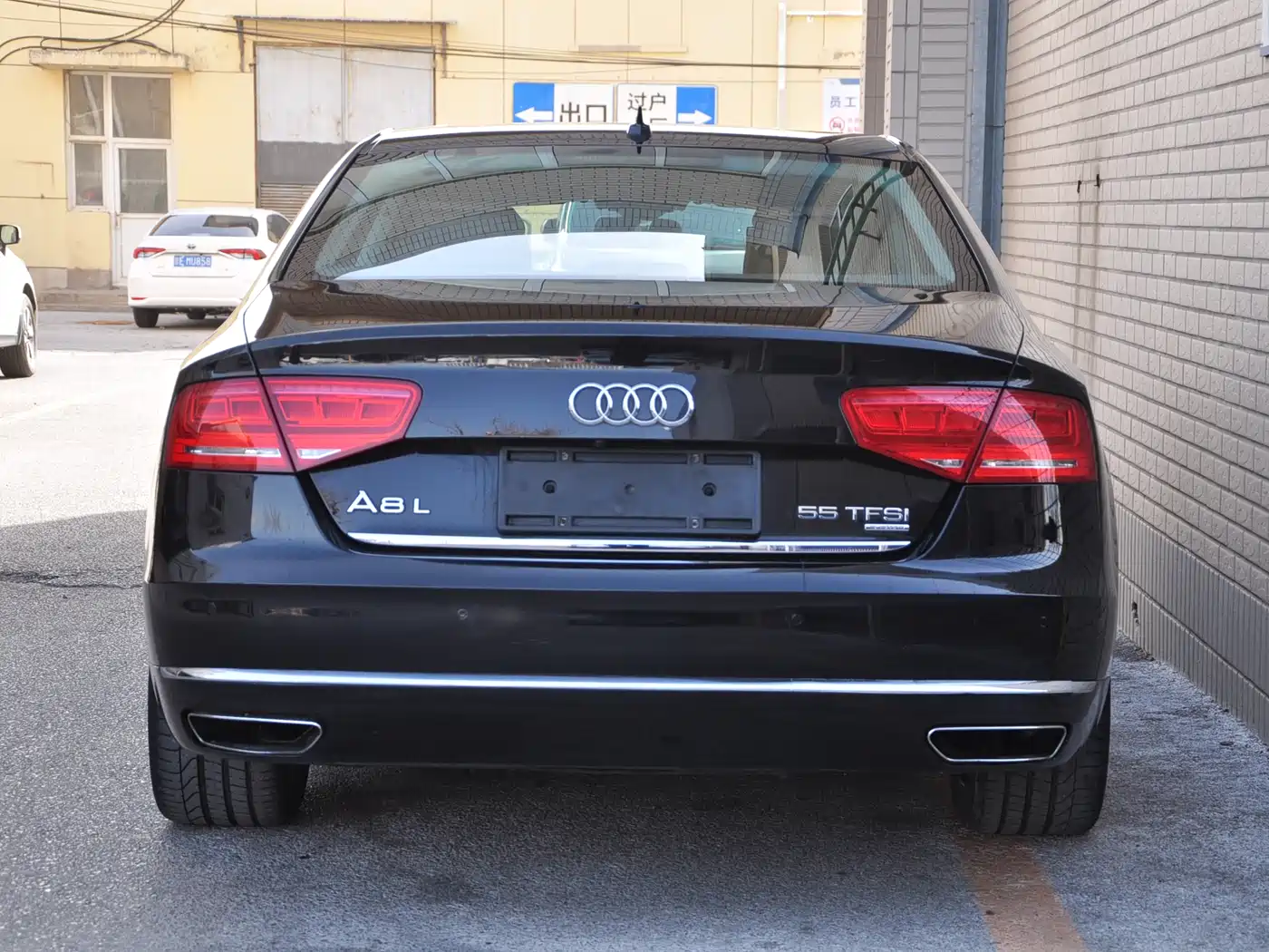 Audi A8 2013 A8L 55 TFSI quattro Luxury фото 5