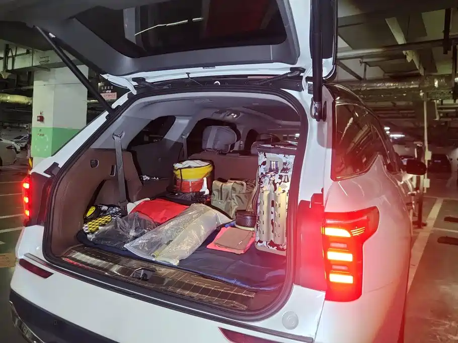 Фото 4 - Ford Edge