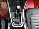 Фото 14 - Ford Edge