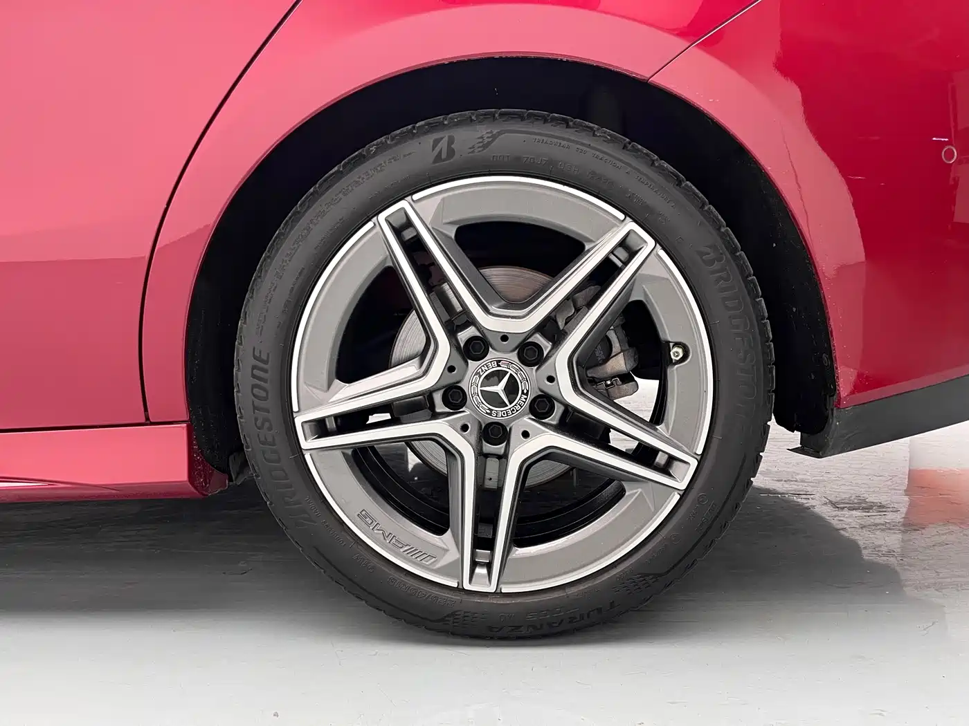 Mercedes-Benz CLA (Import) 2020 CLA 200 фото 13