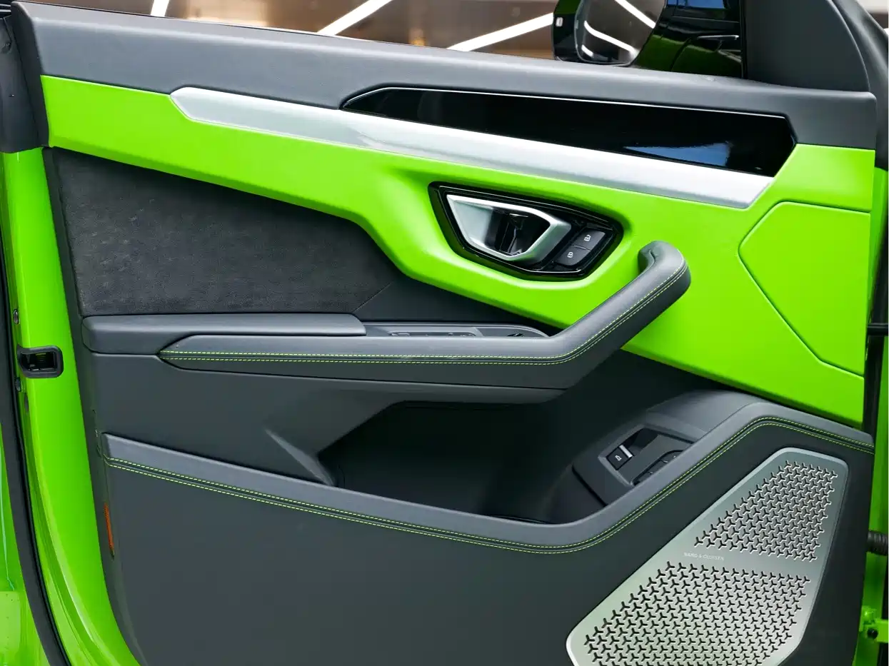 Фото 9 - Lamborghini Urus
