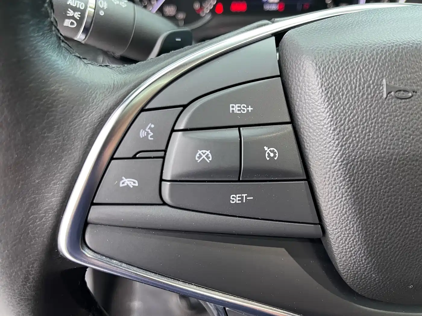 CADILLAC XT5