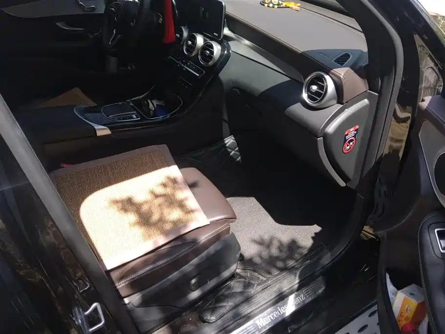 Mercedes-Benz GLC 2021 GLC 260 L 4MATIC Sporty фото 8
