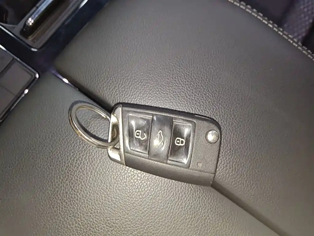 Volkswagen Teramont 2019 380TSI 4WD Comfort China VI фото 9
