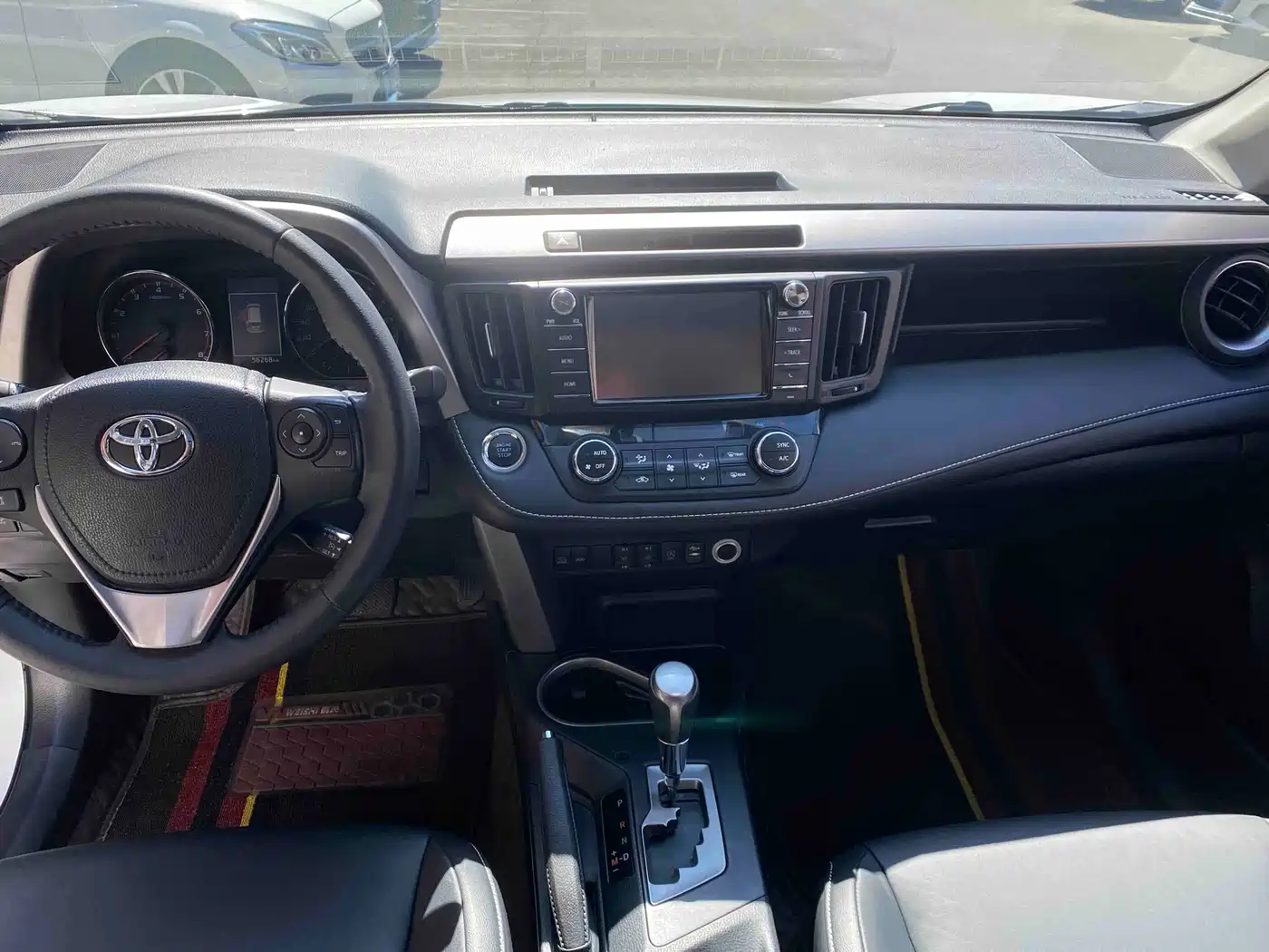 Toyota RAV4 Rongfang 2019 2.0L CVT 2WD Zhishang Edition China VI фото 7