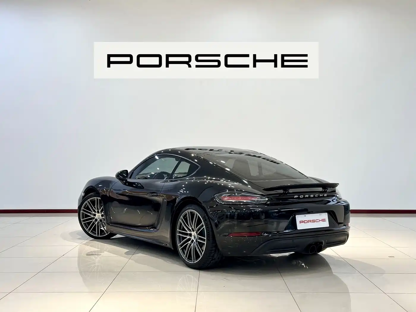 Porsche 718 2022 Cayman 2.0T фото 5