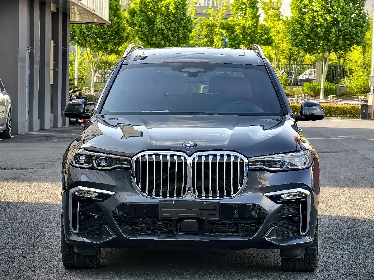 BMW X7 2019 xDrive40i Executive M Sport Package фото 2