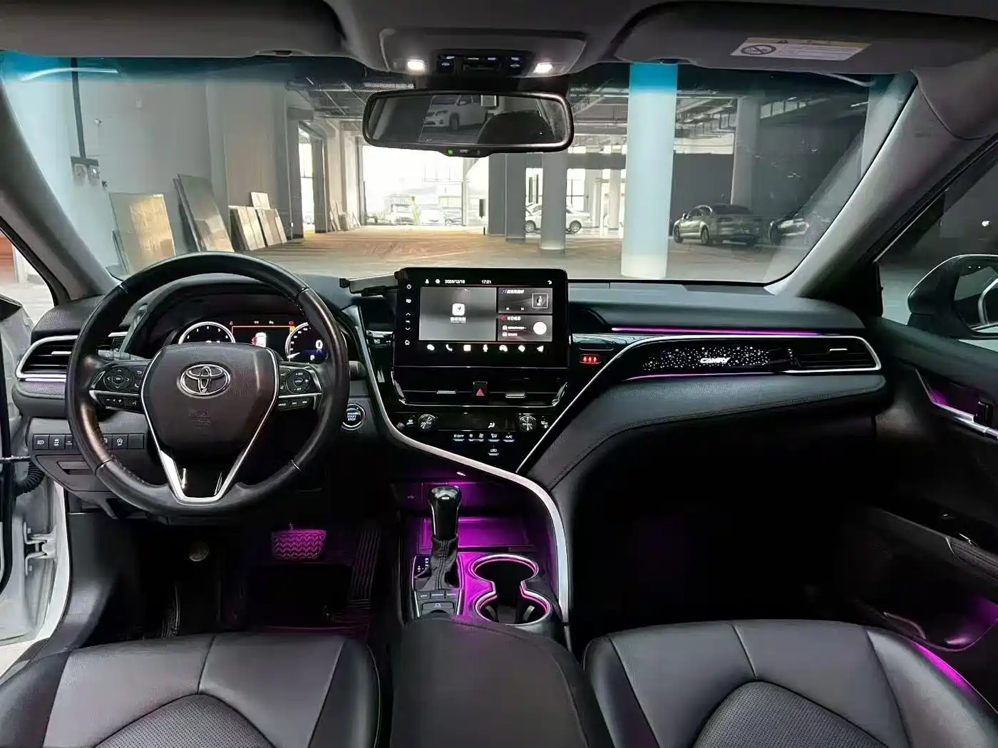 Toyota Camry 2021 2.5G Luxury Edition фото 5
