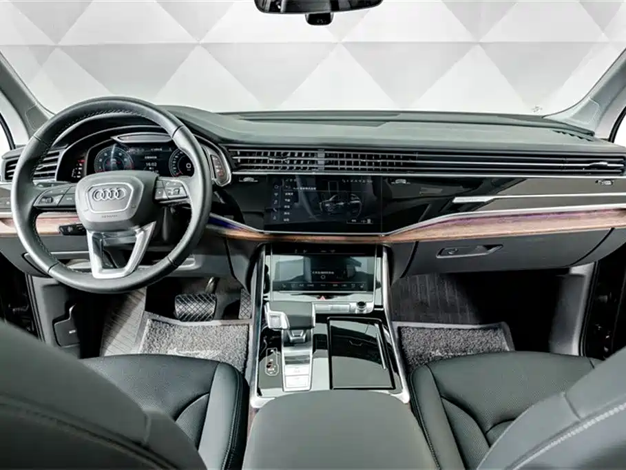 Audi Q7 2025 2025 55 TFSI quattro S line Sport