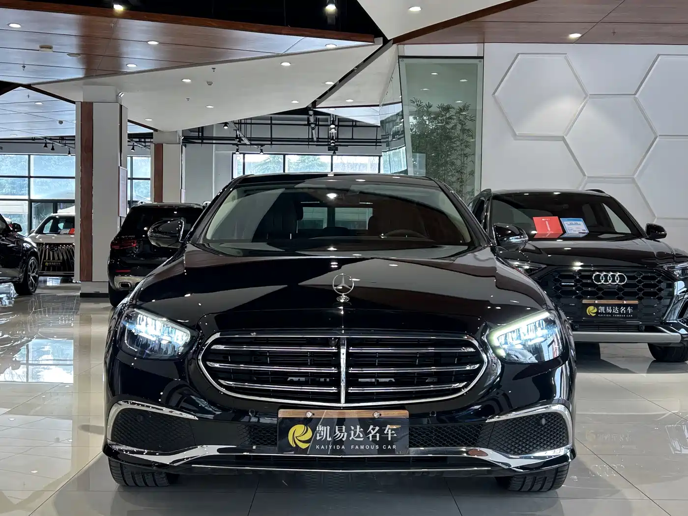 MERCEDES-BENZ E CLASS