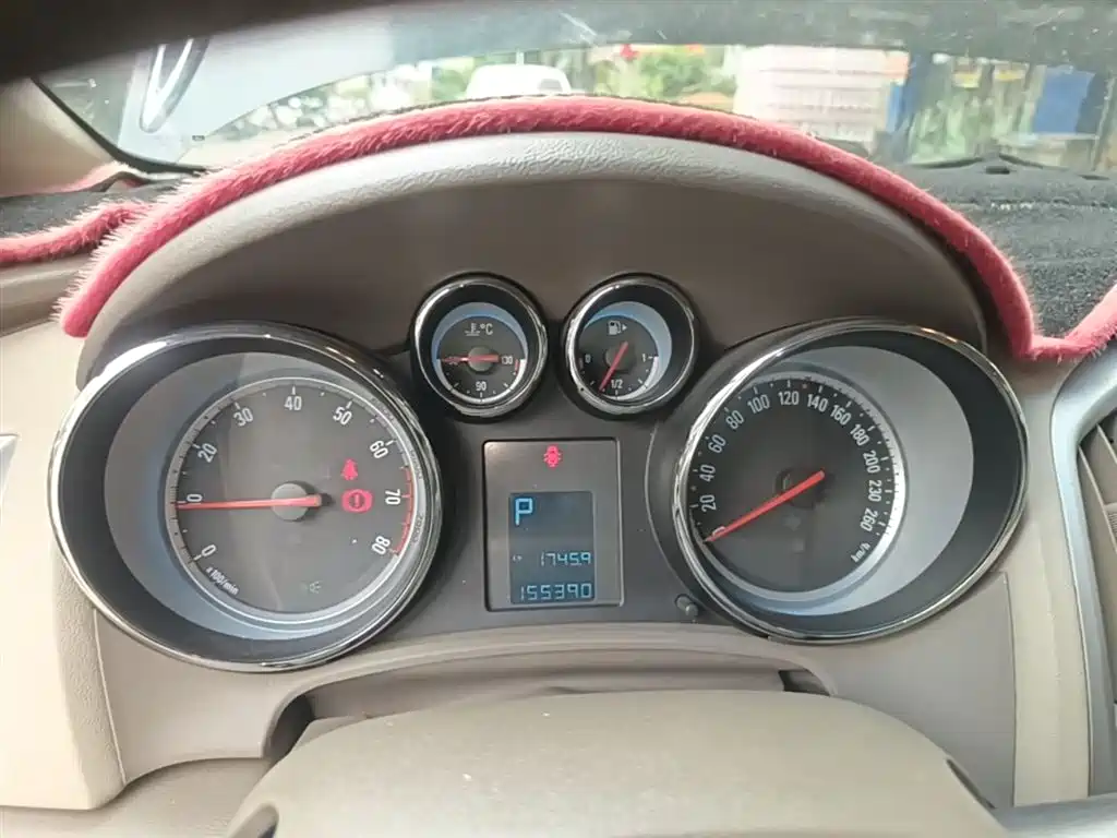 Buick Excelle 2013 GT 1.6L Automatic Fashion Edition фото 12