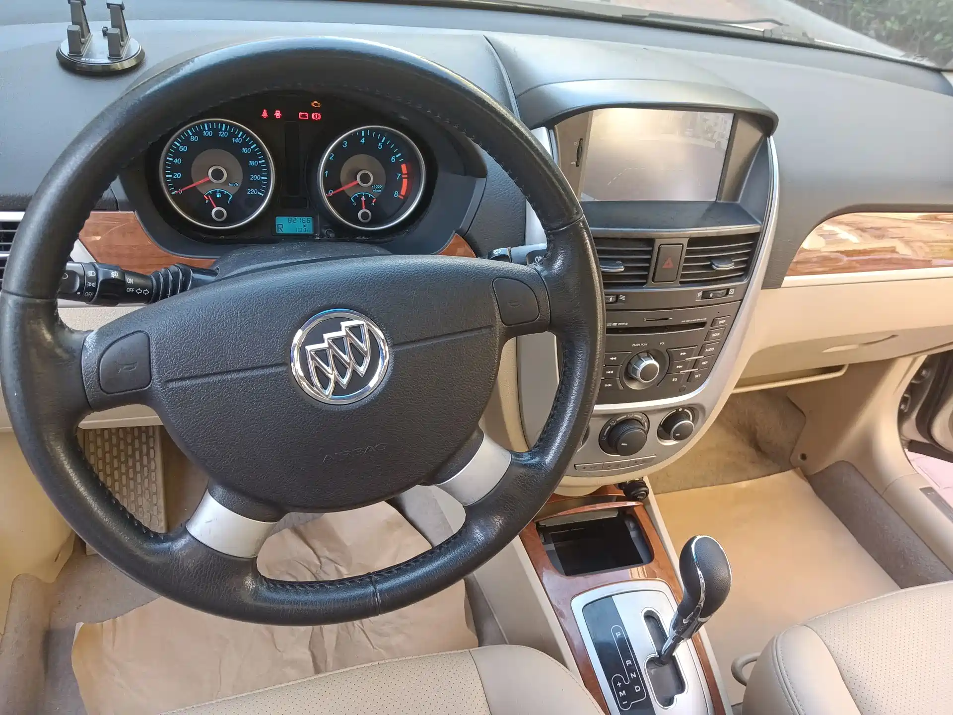Фото 17 - Buick Excelle