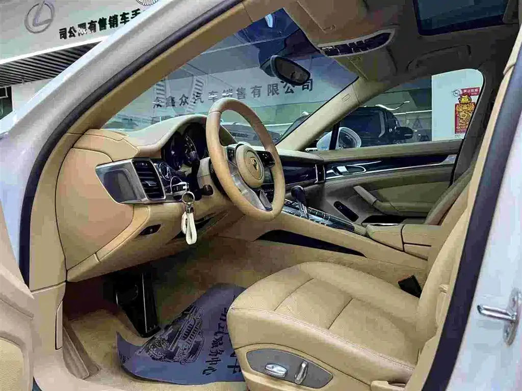 Porsche Panamera 2010 Panamera 3.6L фото 4