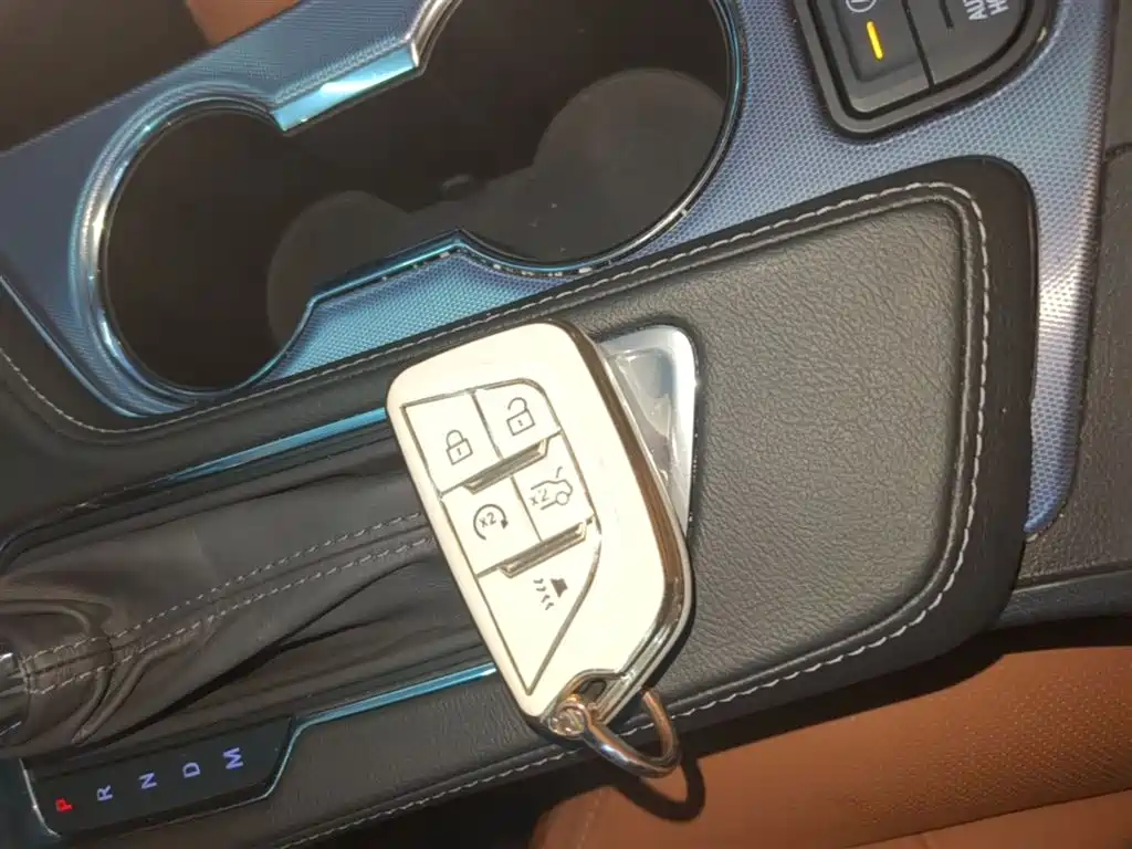 CADILLAC CT4