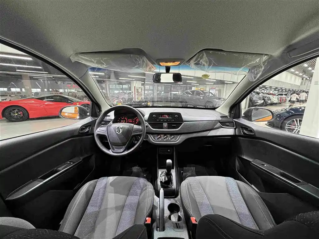 Baojun 310 2020 2020 1.2L Manual Value Edition