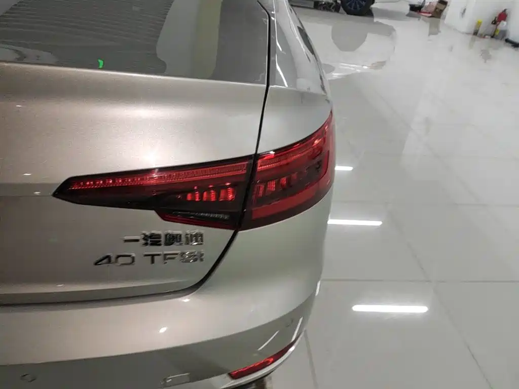 Audi A4L 2017 40 TFSI Fashion Edition фото 8