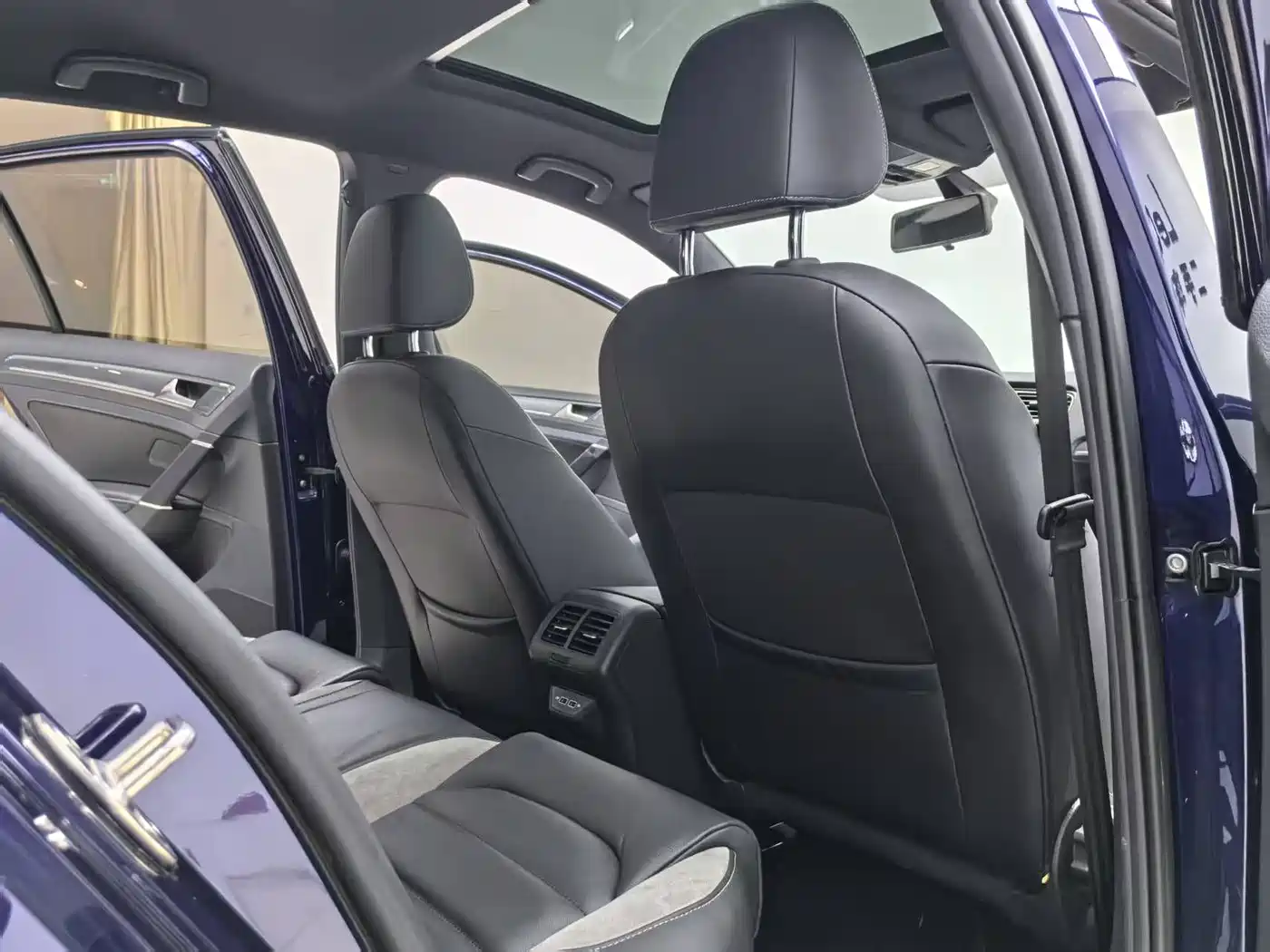 Volkswagen Golf 2019 280TSI DSG R-Line China VI фото 9