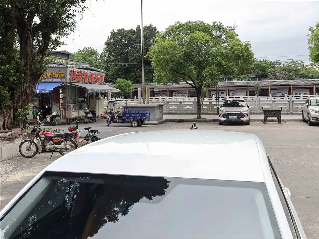 Volkswagen Tharu 2025 Model Rising Star 1.5L Advance Edition фото 20