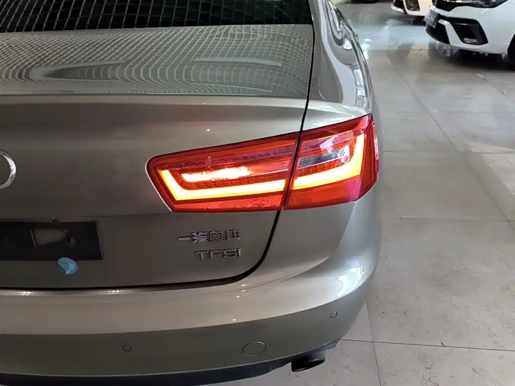 Audi A6L 2015 TFSI Millionth Anniversary Intelligent Leader Type фото 8