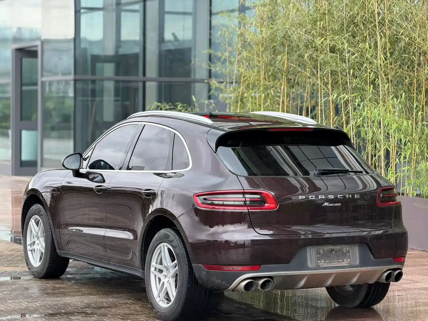Porsche Macan 2017 Macan 2.0T фото 2