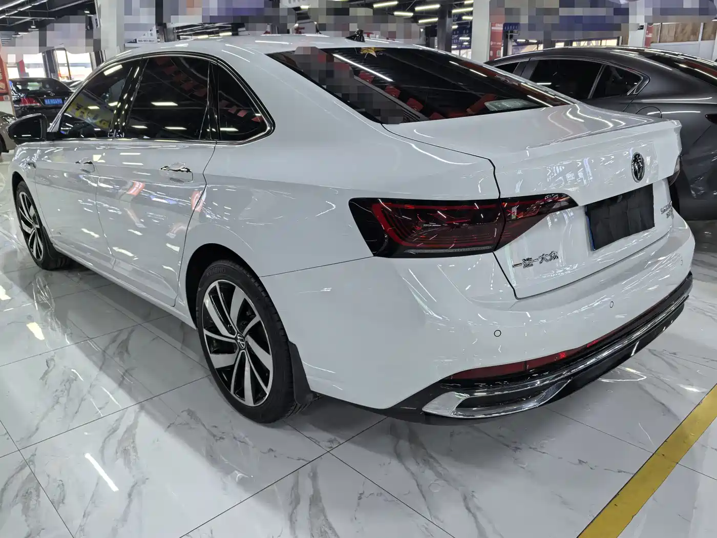 Volkswagen Sagitar 2024 300TSI DSG Surpass Edition фото 4