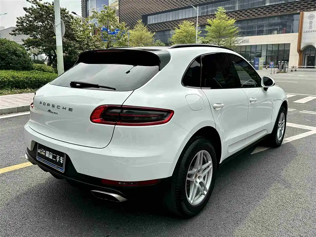 Porsche Macan 2014 Macan 2.0T фото 7