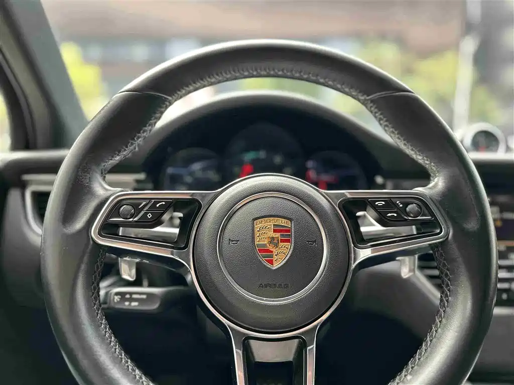 Porsche Macan 2014 Macan 2.0T фото 13