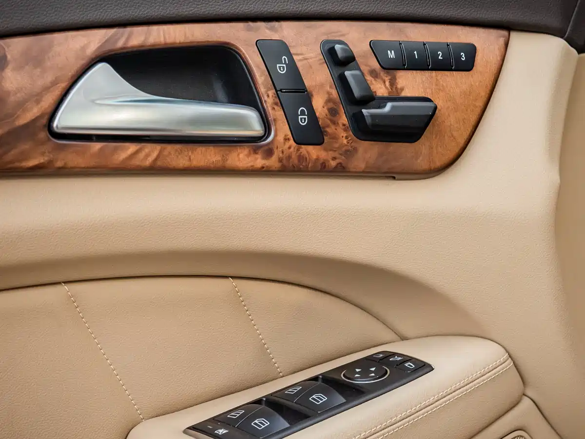 Mercedes-Benz CLS 2012 CLS 350 CGI фото 6