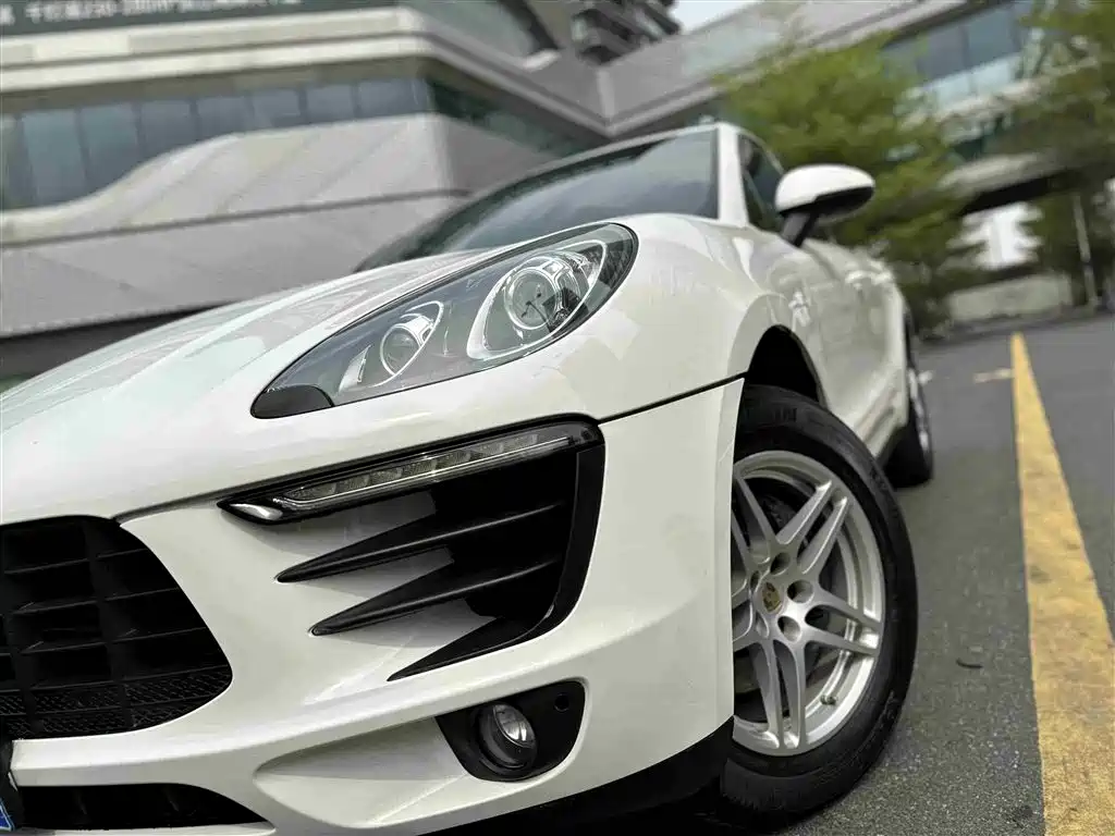 Porsche Macan 2014 Macan 2.0T фото 12