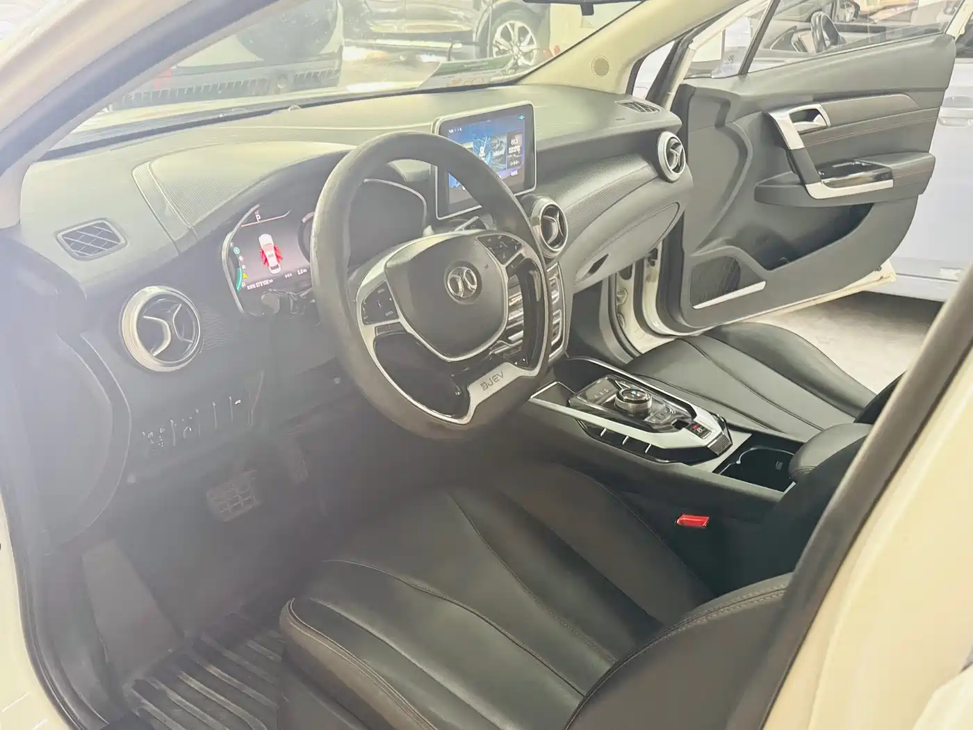 BAIC Beijing EU5 2019 2018 R500 Smart Wind Edition
