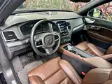 Фото 18 - Volvo XC90