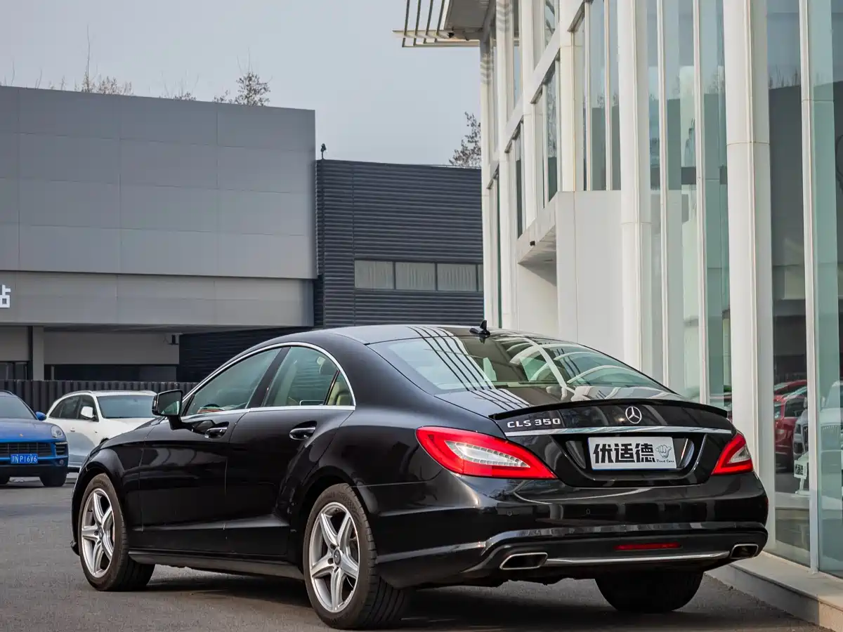 Mercedes-Benz CLS 2012 CLS 350 CGI фото 3