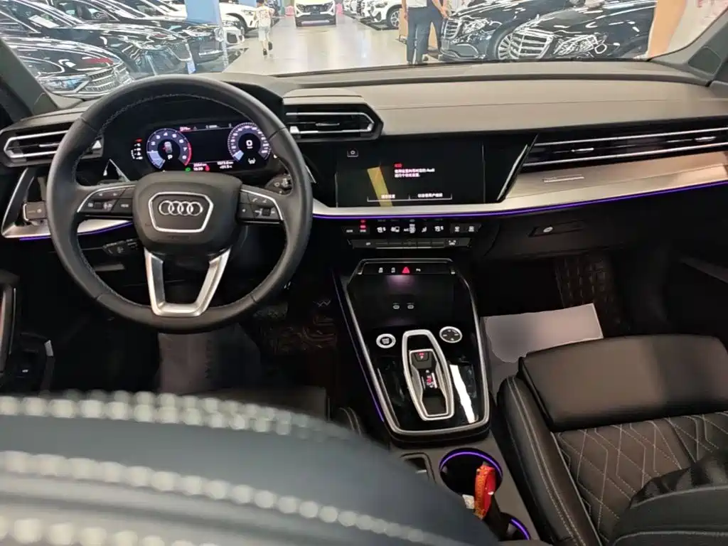 Audi A3 2025 2025 Sportback 35TFSI Flying Premium