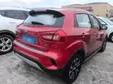 Фото 7 - Geely Vision X3