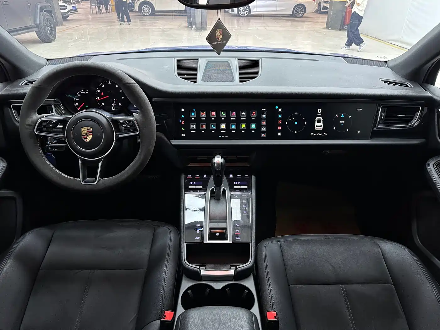 Porsche Macan 2017 Macan 2.0T фото 9