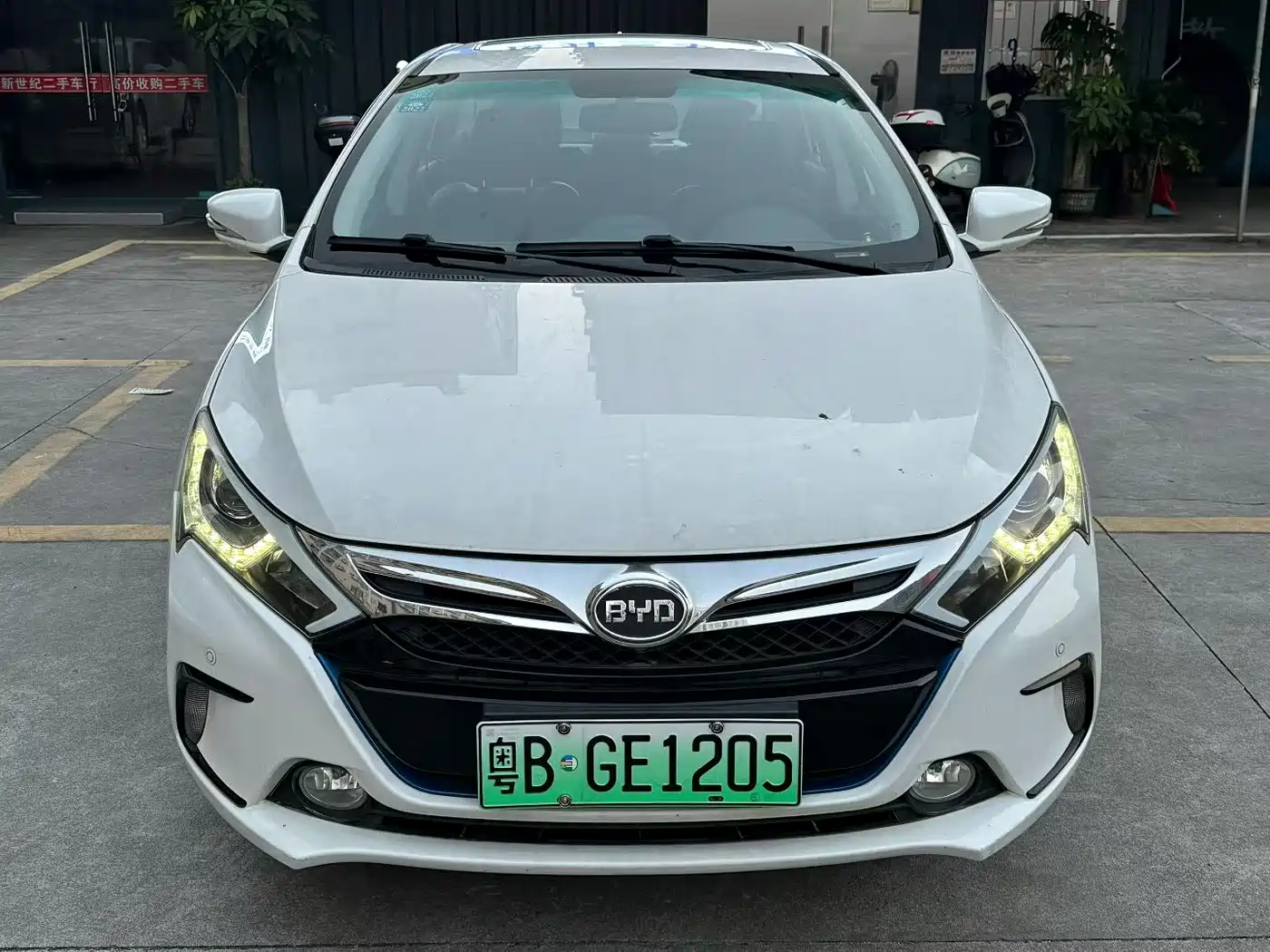 BYD Qin New Energy 2016 2015 1.5T Dual Crown Flagship Edition