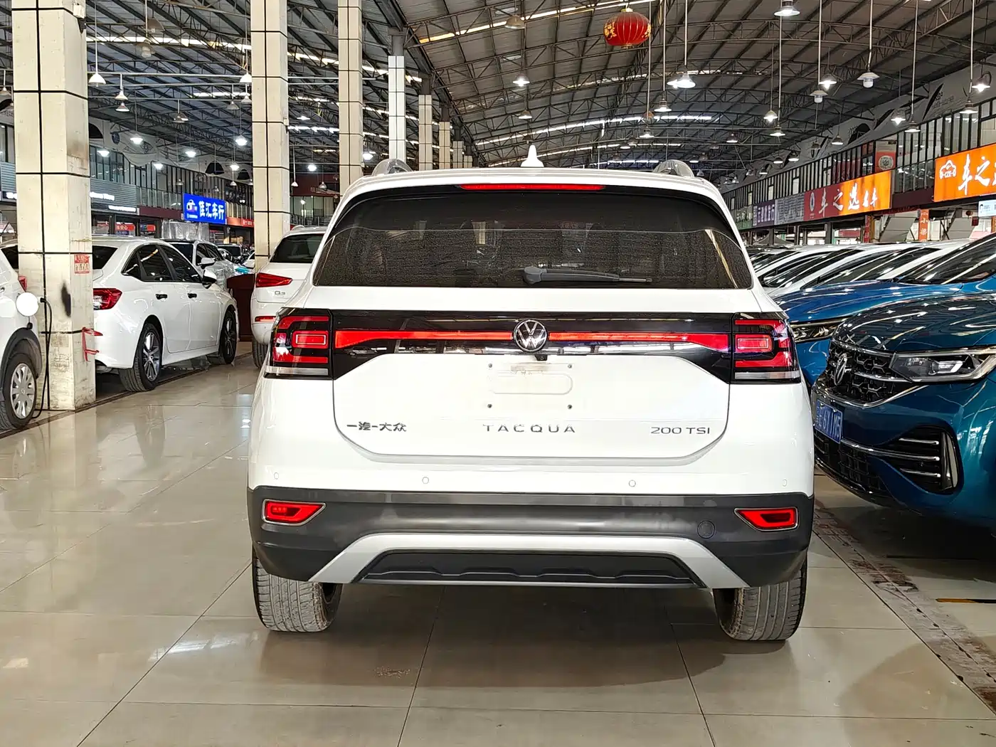 Volkswagen Tanying 2023 Model 200TSI DSG R-Line Smart Connect Edition фото 5