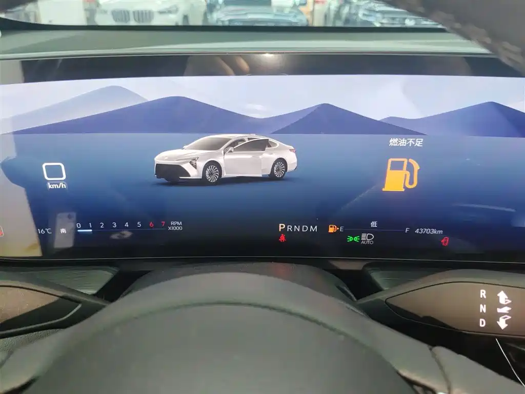 Buick LaCrosse 2023 28T Premium Edition фото 8