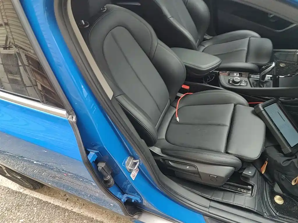 BMW X2 (Import) 2019 sDrive20i M Off-Road Package China VI фото 25