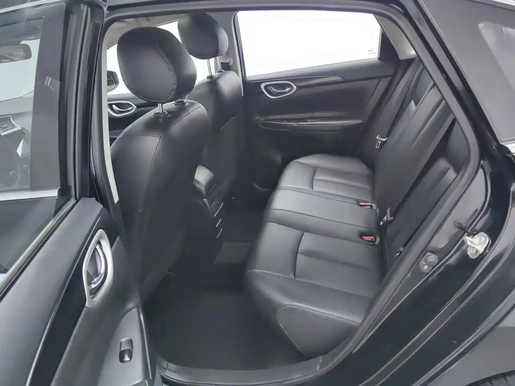 Фото 15 - Nissan Sylphy
