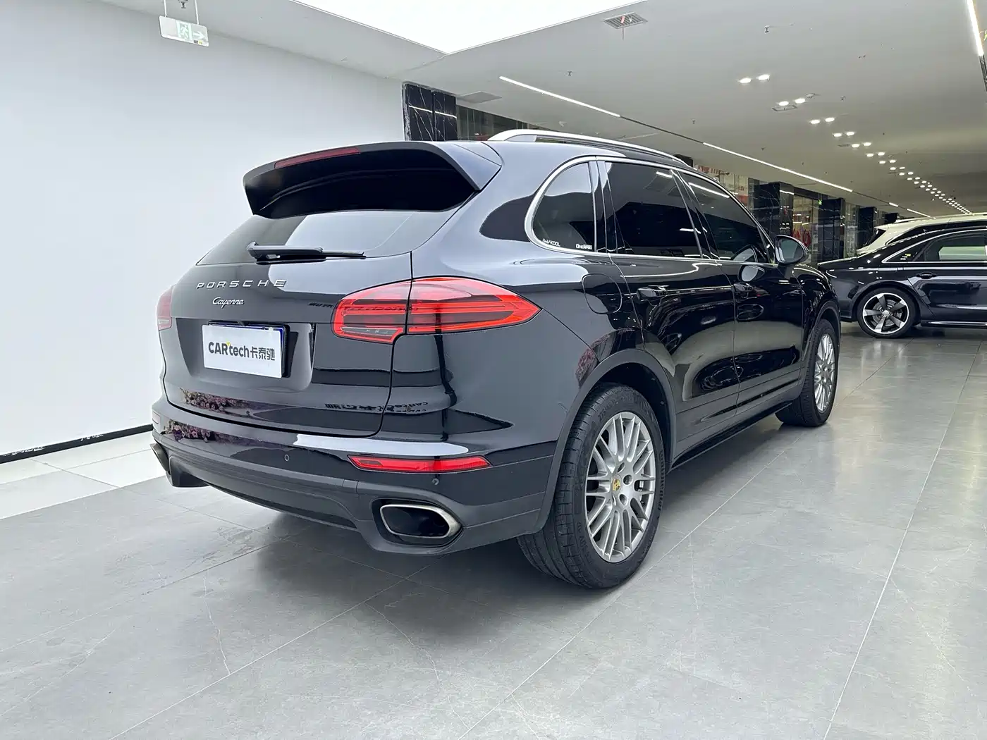 Porsche Cayenne 2016 Cayenne 3.0T фото 3