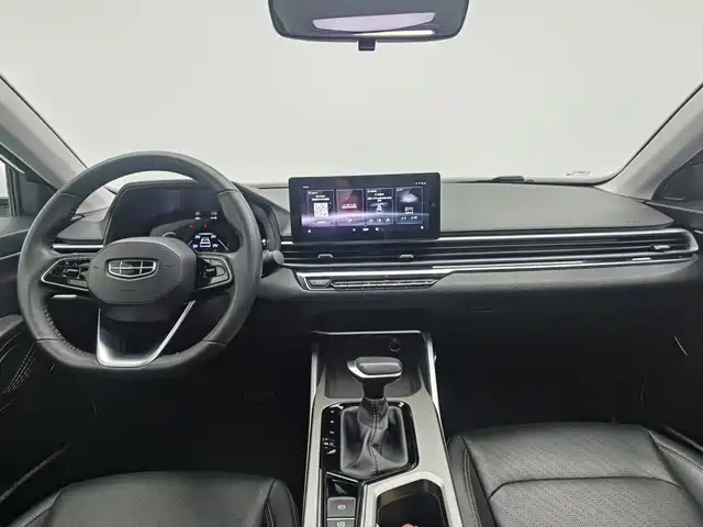 Geely Emgrand 2022 4th Generation 1.5L CVT Premium — фото 5