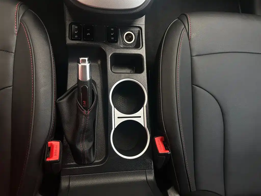 Haval H6 2017 Red Label Sport 1.5T Automatic 2WD Luxury фото 10