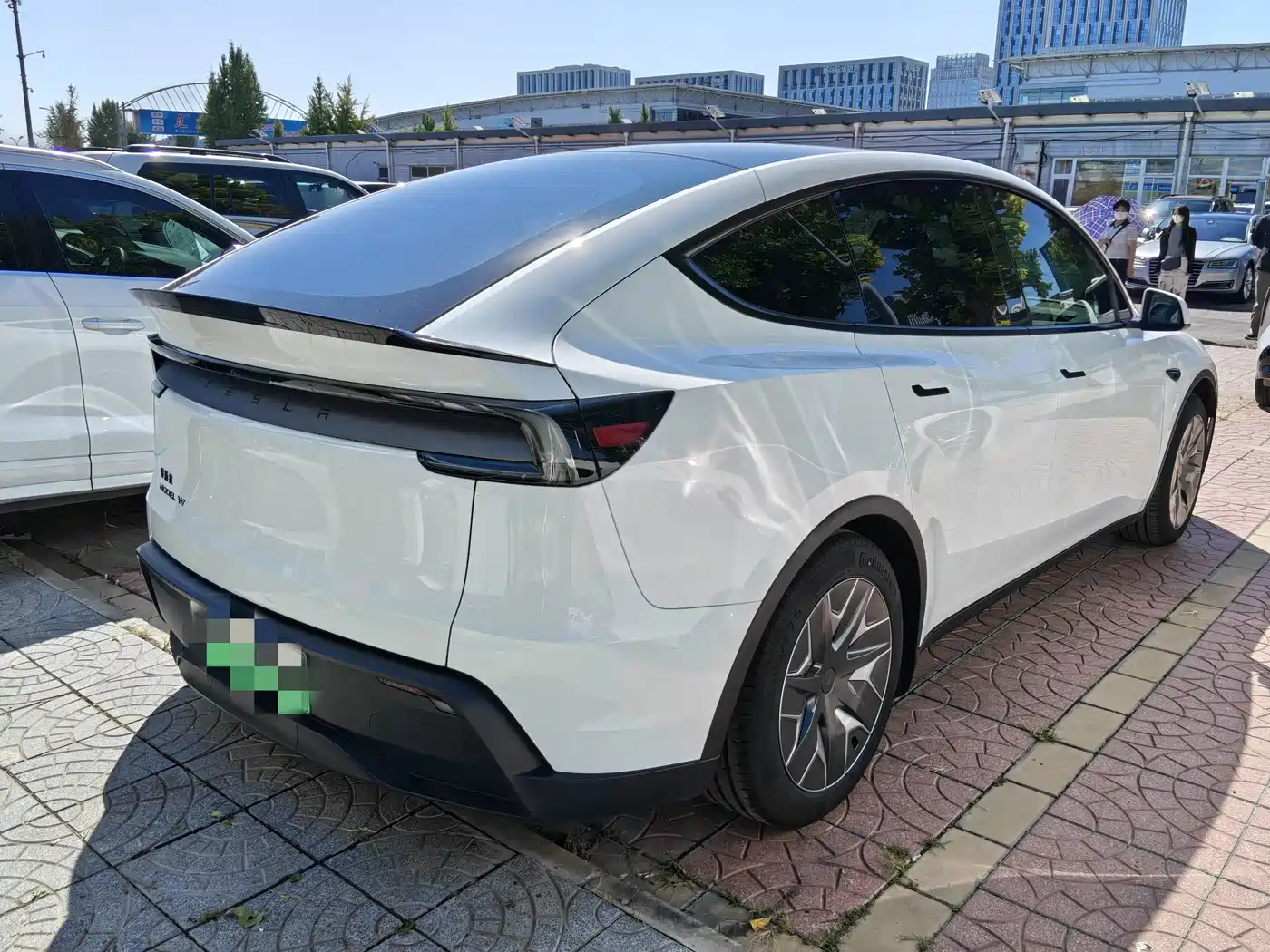 Tesla Model Y L 2026 2025 Facelift Long Range AWD