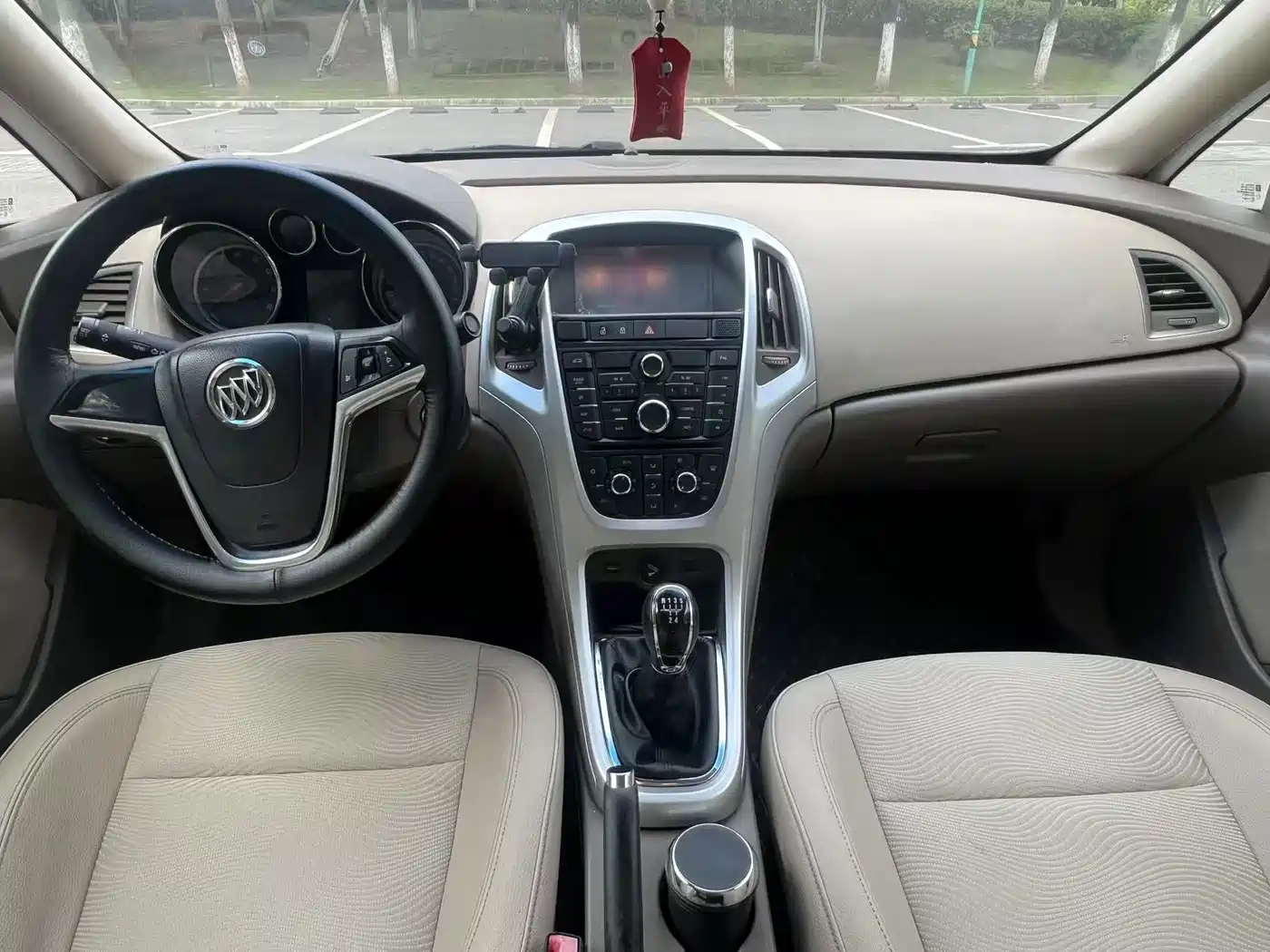 Buick Excelle 2013 2013 Model GT 1.6L Manual Progressive