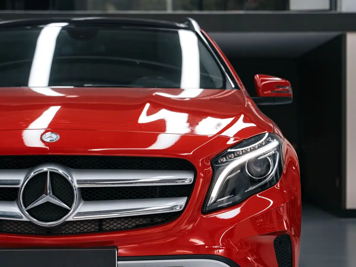 Mercedes-Benz GLA 2015 GLA 220 4MATIC Fashion Edition фото 5